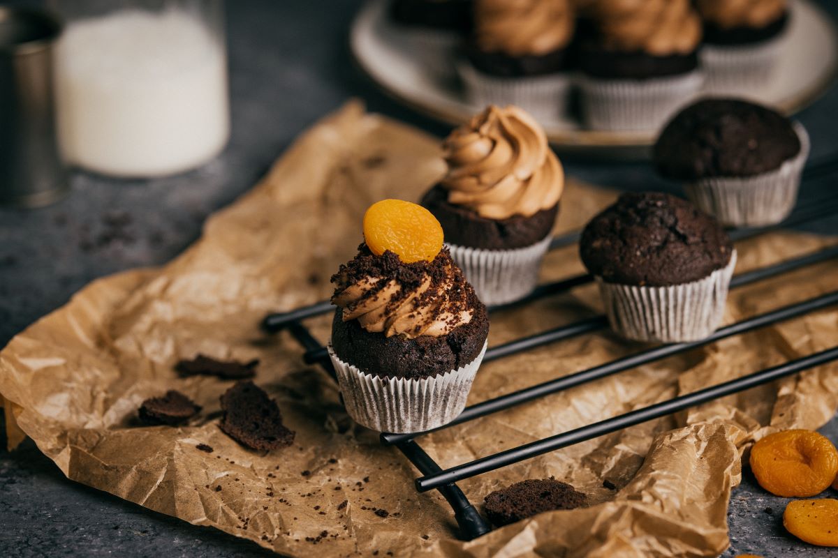 Čokoládové muffiny s marhuľovým prekvapením