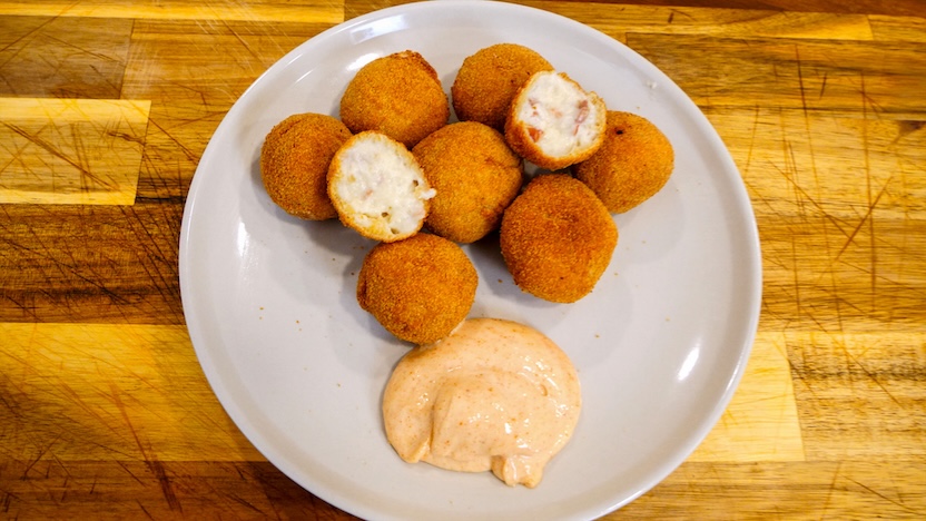 Španielske krokety so sušenou šunkou