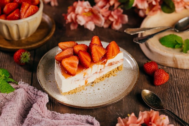 Nepečený jahodový cheesecake