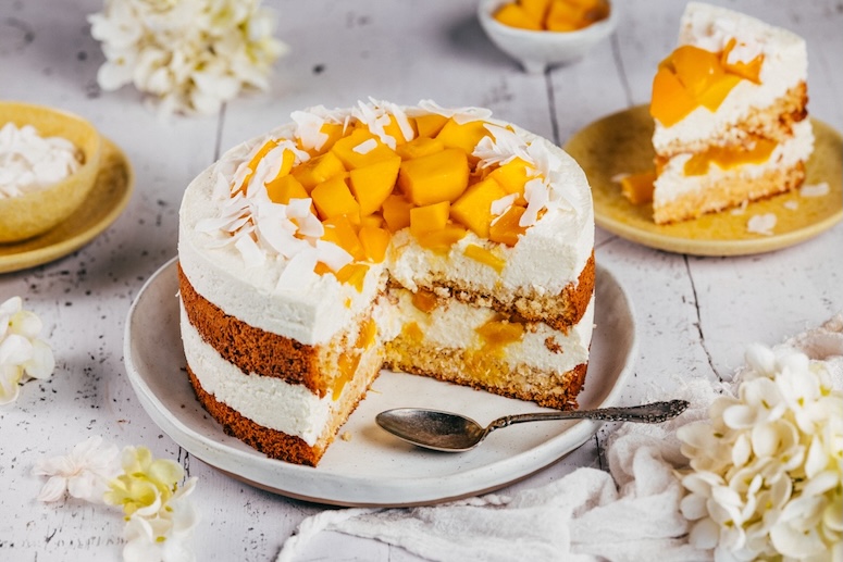 Kokosová torta s mangom