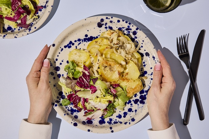 Zapečené zemiaky s morčacím mäsom, feniklom a smotanou