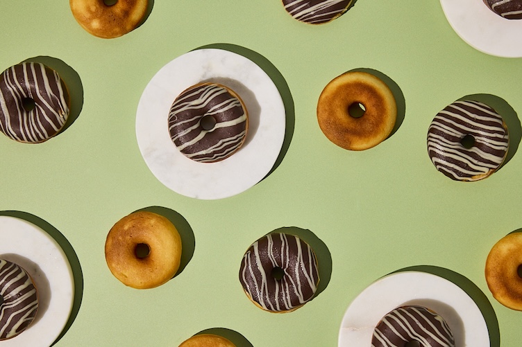 Jogurtové čoko donuty